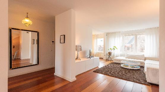 Luxury 2-Bedroom Apartment with Roof Terrace – De Pijp, Amsterdam